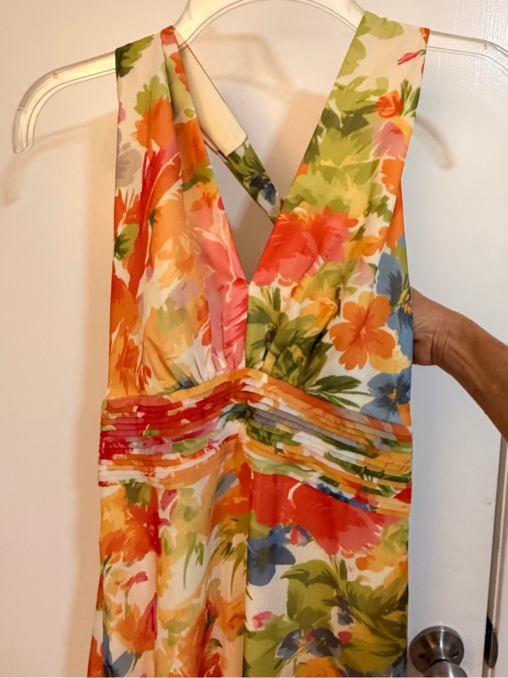 Floral Backless Maxi Dress in Multicolor